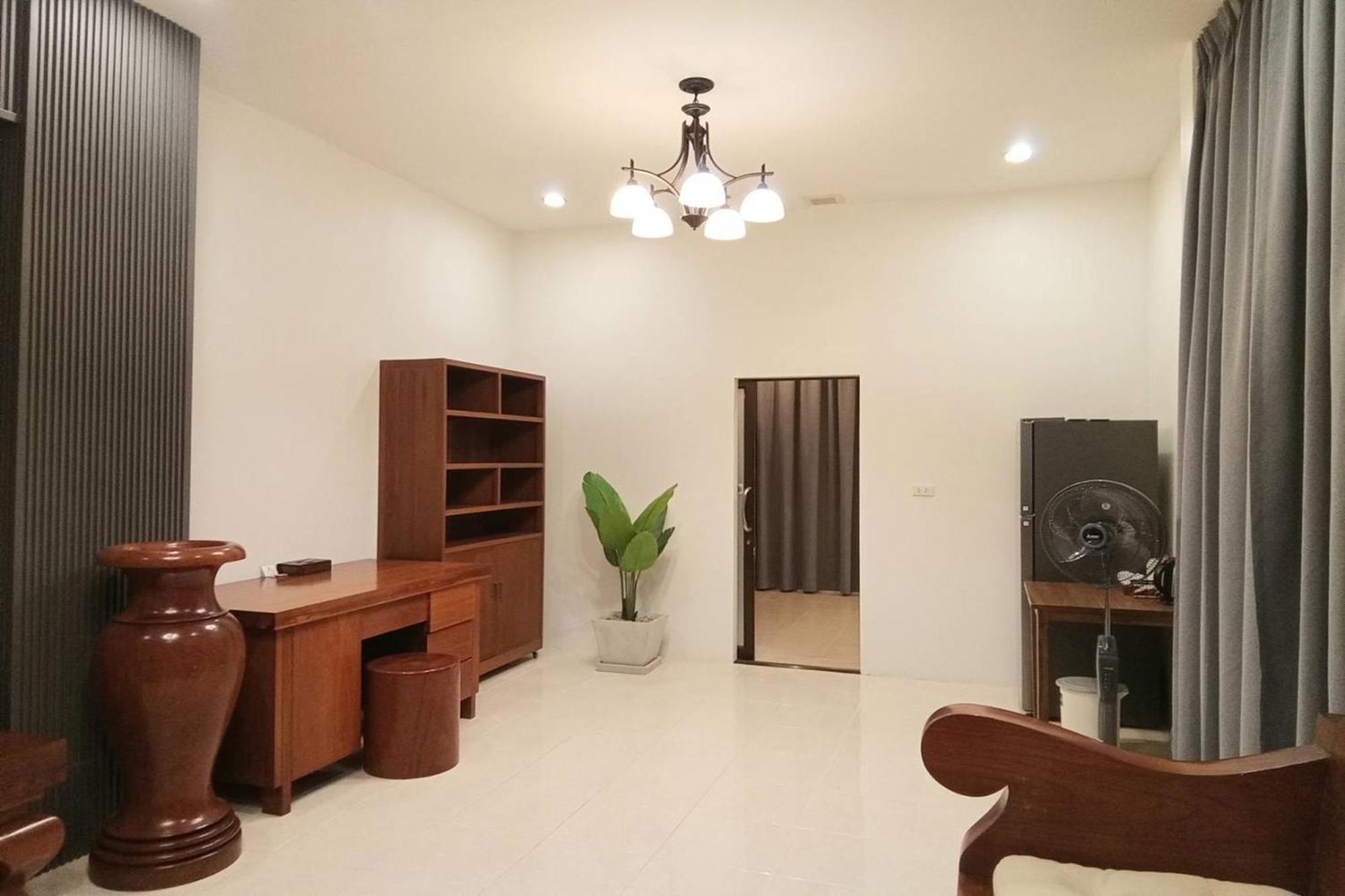 Sanaepatan Home Resort - เสน่ห์ป่าตาล โฮม รีสอร์ต Ban Buak Khang Exterior foto