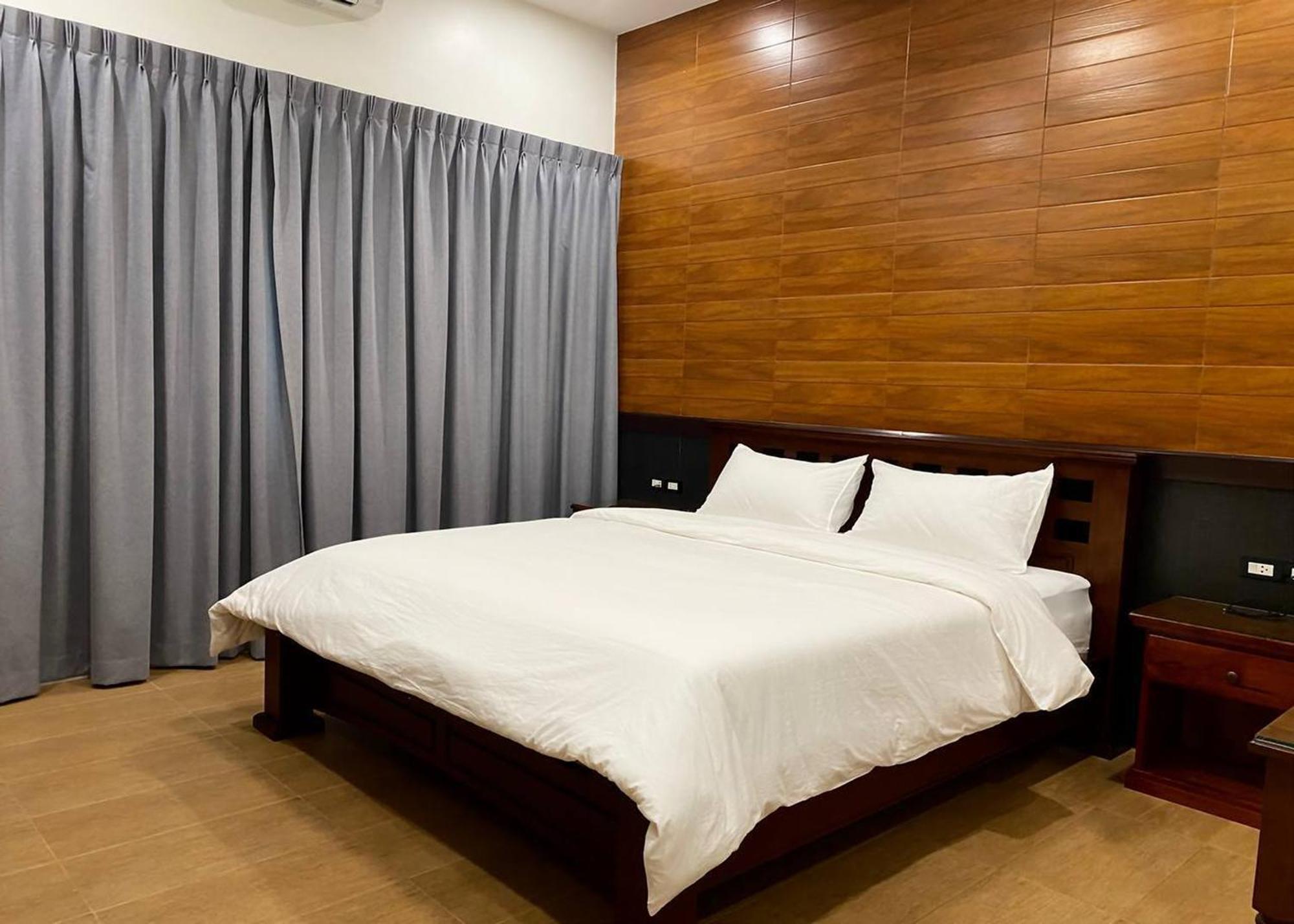 Sanaepatan Home Resort - เสน่ห์ป่าตาล โฮม รีสอร์ต Ban Buak Khang Exterior foto