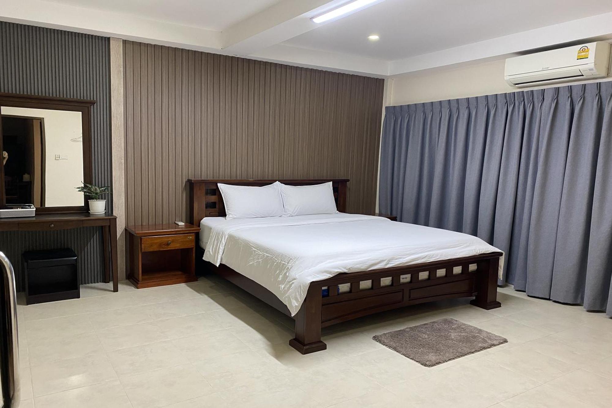 Sanaepatan Home Resort - เสน่ห์ป่าตาล โฮม รีสอร์ต Ban Buak Khang Exterior foto
