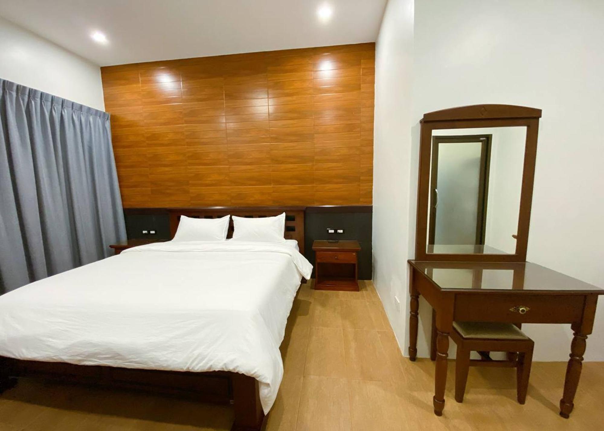 Sanaepatan Home Resort - เสน่ห์ป่าตาล โฮม รีสอร์ต Ban Buak Khang Exterior foto