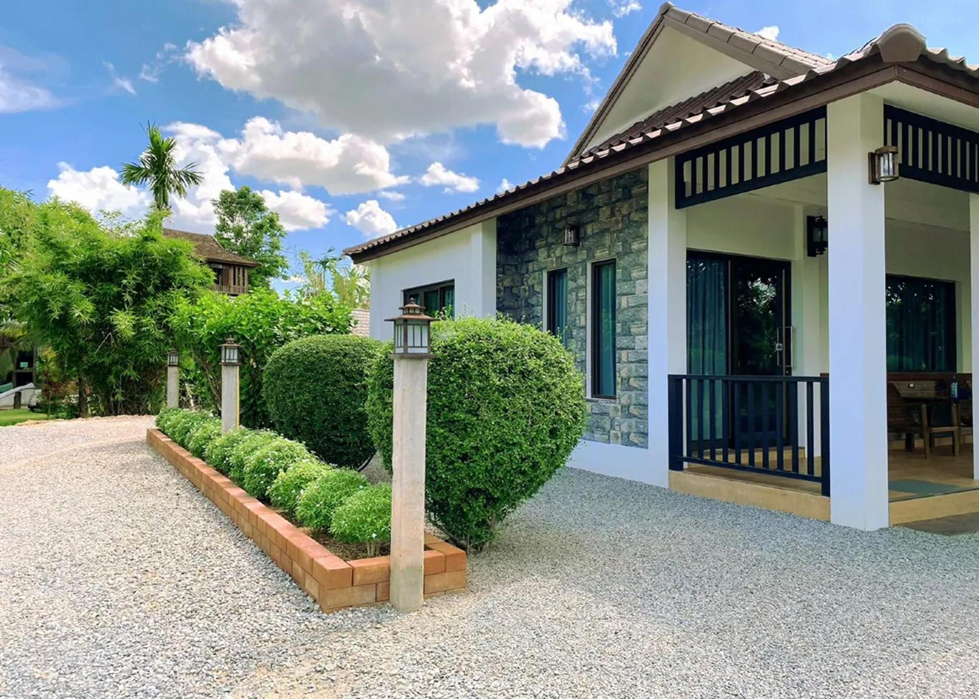 Sanaepatan Home Resort - เสน่ห์ป่าตาล โฮม รีสอร์ต Ban Buak Khang Exterior foto